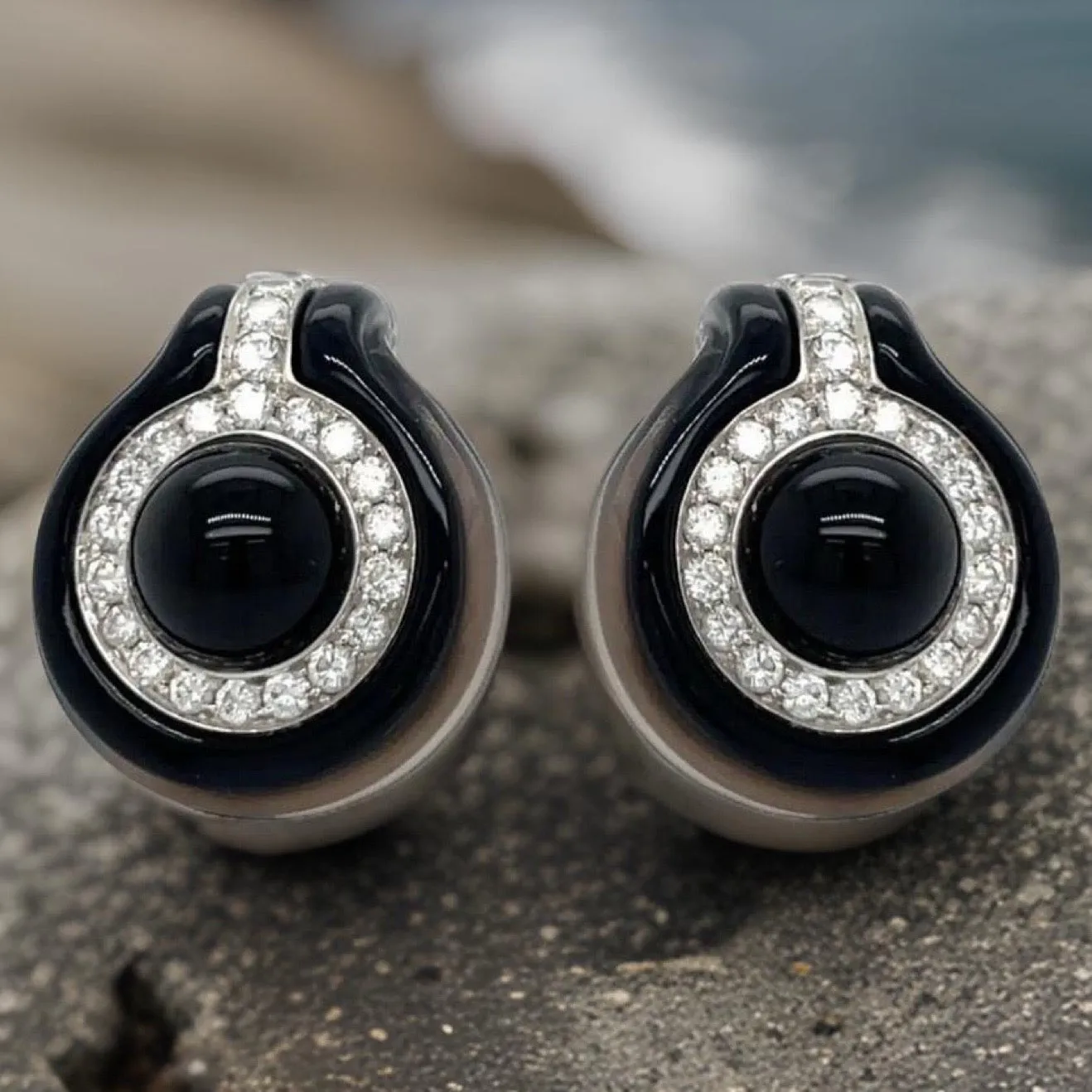 Estate Onyx and Diamond 18K Yellow Gold Earrings 03118
