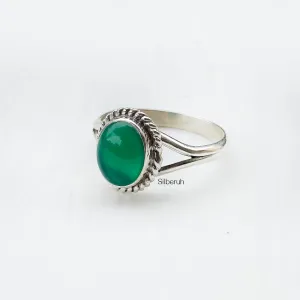 Green Onyx Knotted Silver Ring