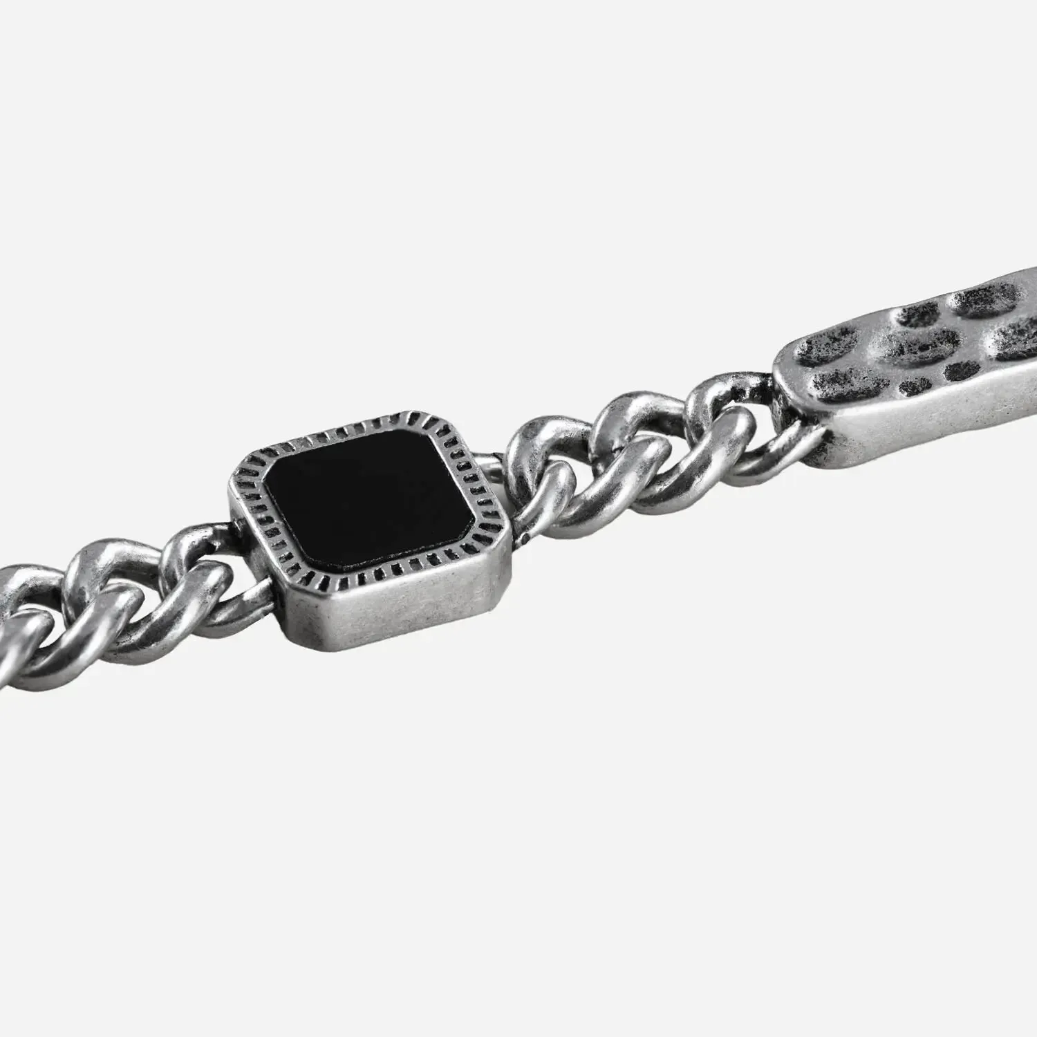 MAGNA ARMBAND.