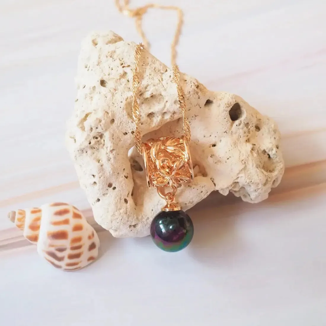 Mauna Kea Blossom Pendant Hawaiian Necklace
