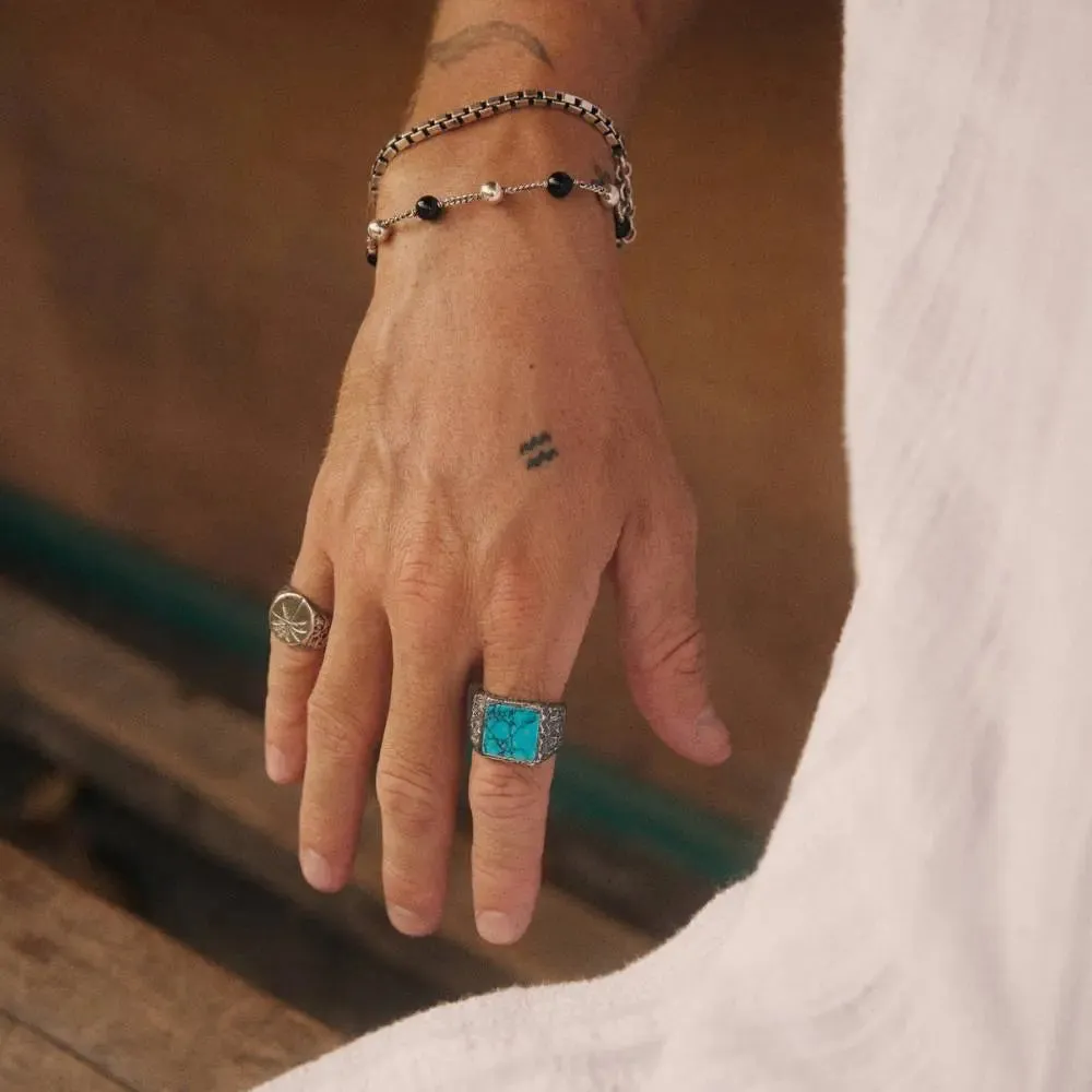 ONYX ARMBAND.