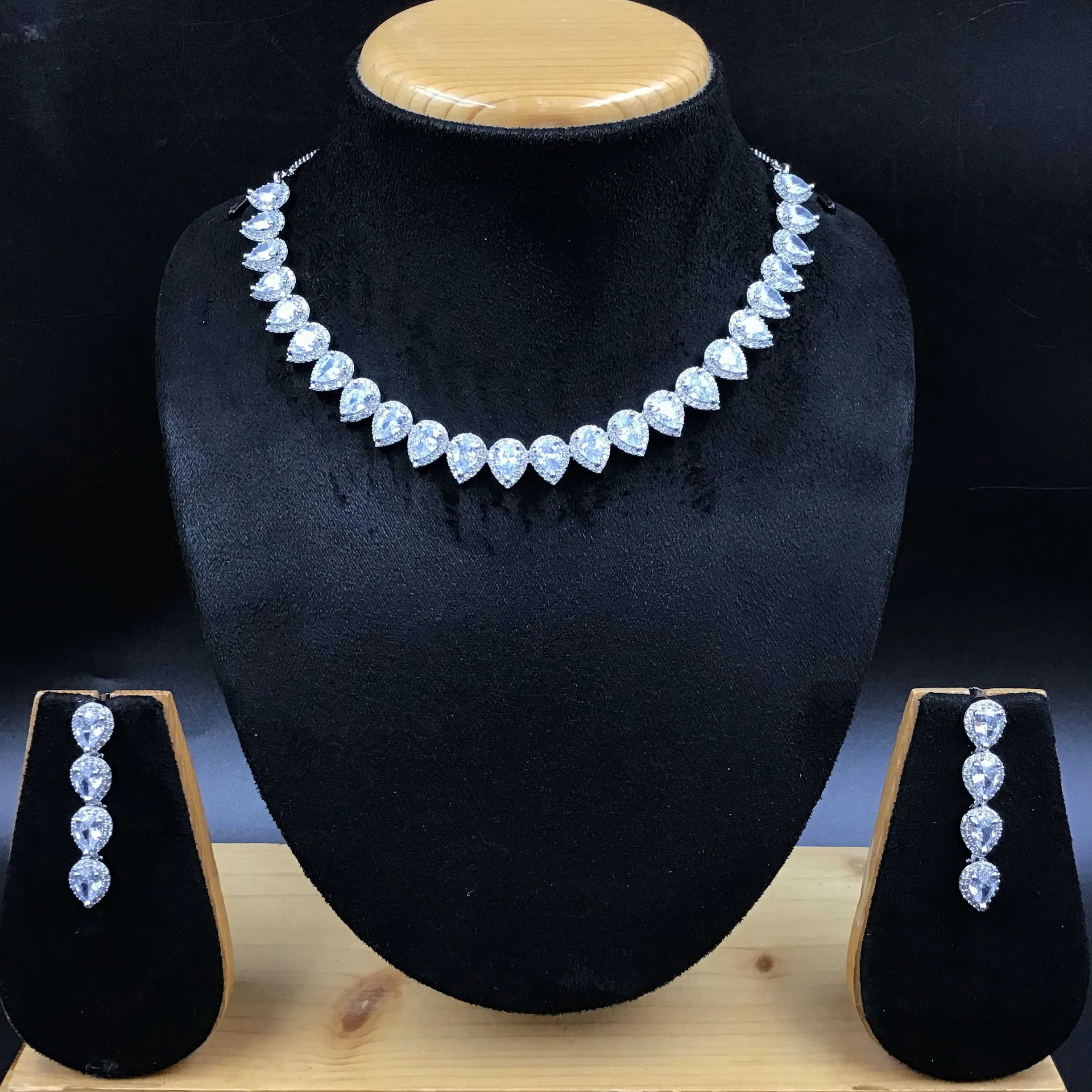 Round Neck Zircon/AD Necklace Set 7355-34